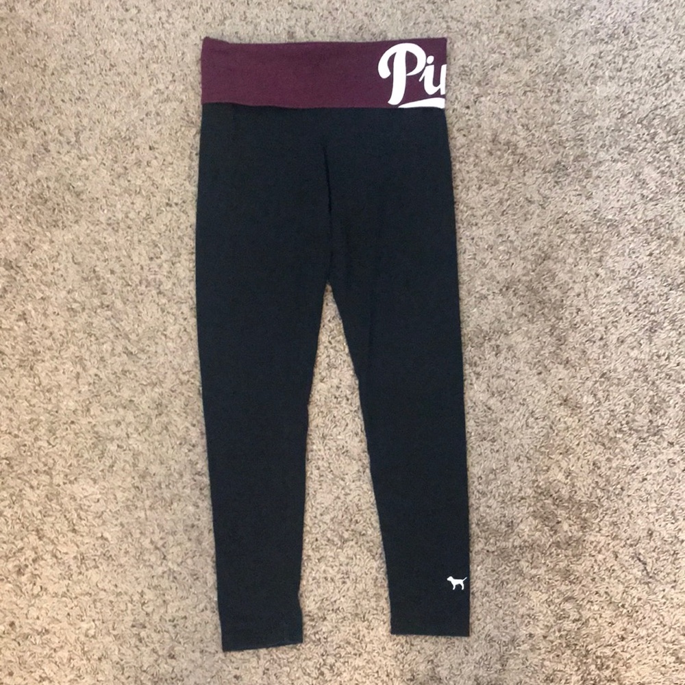 PINK yoga leggings